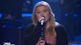 Kelly Clarkson Changes 'abcdefu' Lyrics for Kellyoke, Says She Turned Her 'Broken Heart' into 'Art'