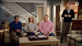 WhatsApp Reunites Modern Family Cast To Poke Fun at iMessage's Green Bubbles