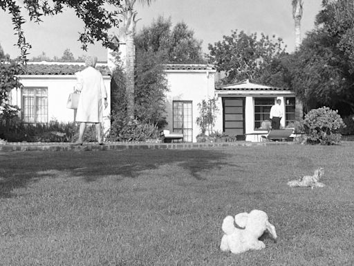 Marilyn Monroe’s former home declared historic monument to avoid demolition