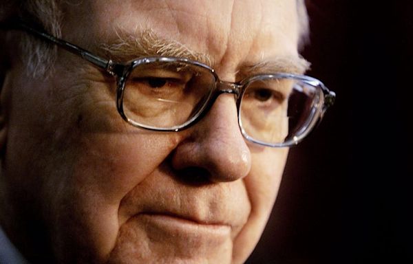 Berkshire Hathaway Q1 earnings on tap, Buffett set for Q&A marathon (NYSE:BRK.A)