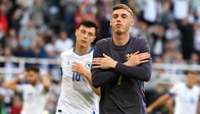 3-0: Inglaterra gana a Bosnia escondiendo sus cartas