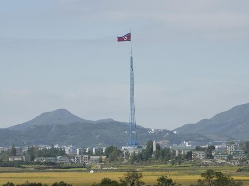 South Korea restarts propaganda broadcasts across border in reaction to North’s balloon launches