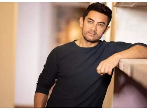 When Aamir Khan commented on Bollywood's pay disparity: 'Yes, heroines work very hard, but so do cameramen' | - Times of India