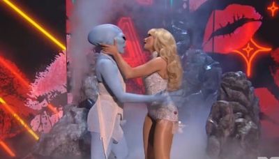 Sabrina Carpenter Makes Out With an Alien in a High-Speed, Hit-Heavy Medley Performance at the MTV VMAs