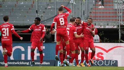 Traumtor! Würzburg legt in Aufstiegsspiel vor