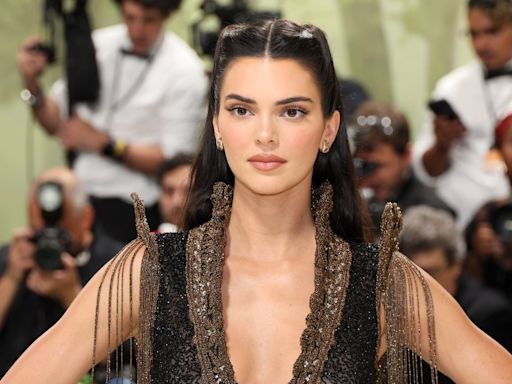 Kendall Jenner Wore a Sheer Skirt to the Louvre at Midnight