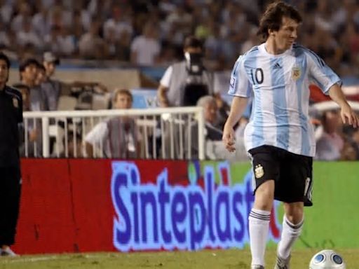 La primera gran decisión de Diego Maradona como DT de la Selección Argentina: Lionel Messi con la 10