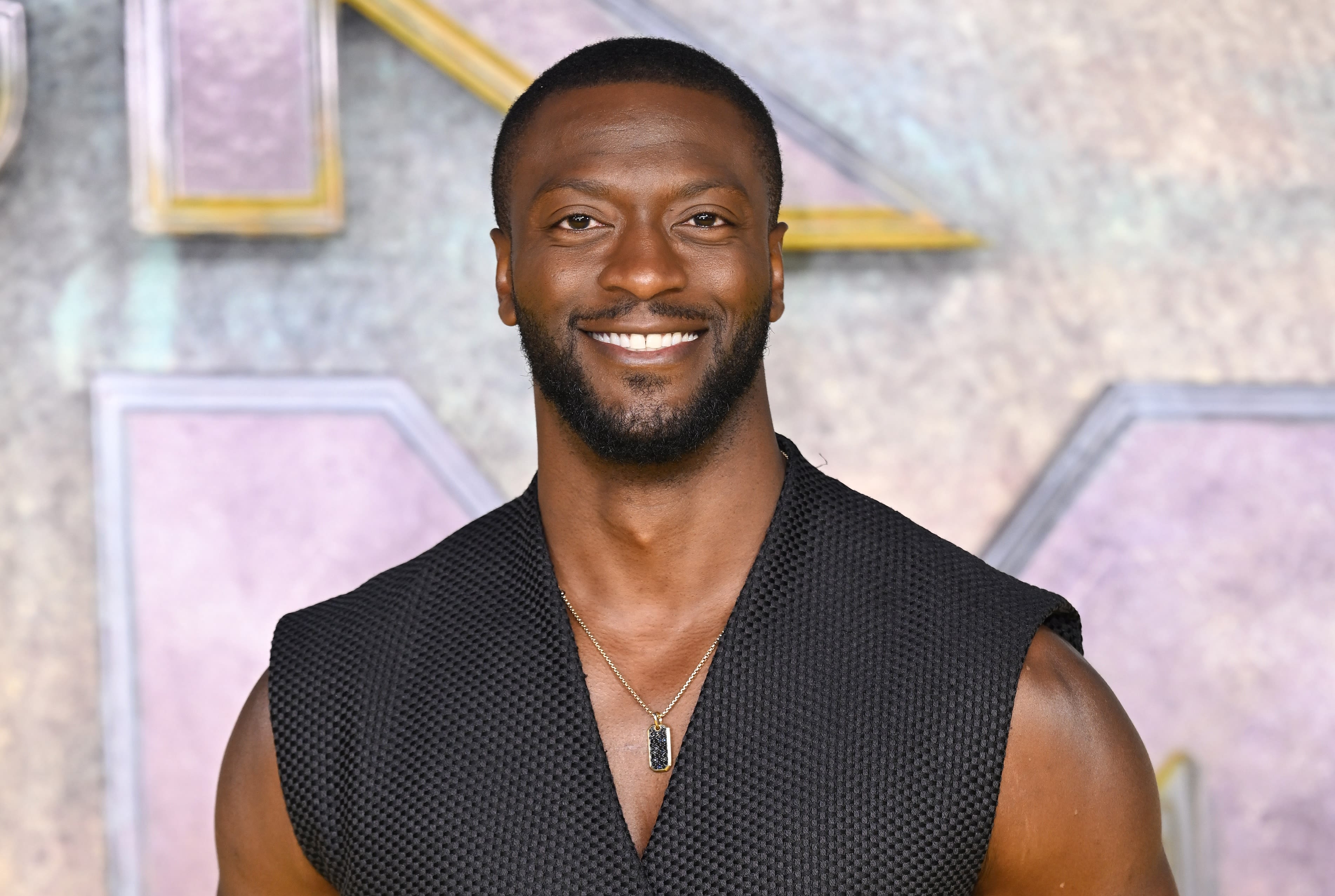 Panty-Sizzler Aldis Hodge Stars As Detective Alex Cross In Teaser Trailer For ‘Pulse-Pounding’ Prime Video Series