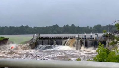 Manawa Dam in Wisconsin suffers ‘major damage’ amid heavy flooding, authorities say | CNN