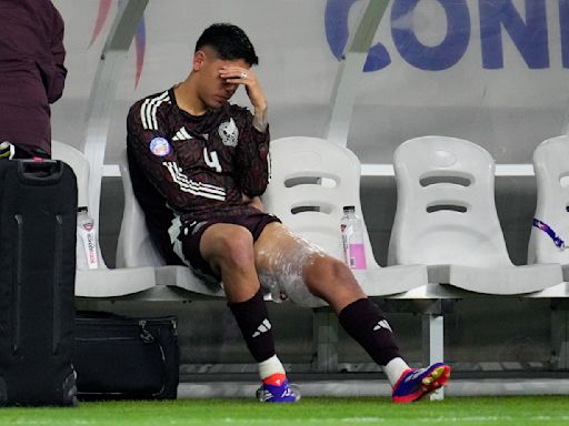 Mexico wins but loses captain Edson Álvarez to injury and tears, dampening its Copa América hope