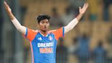 Vastrakar banks on adaptability to step up as India's pace-bowling mainstay