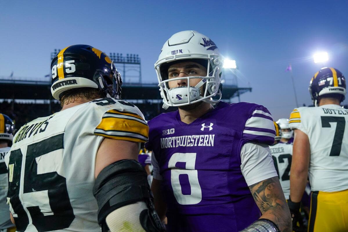 Former Northwestern quarterback Brendan Sullivan commits to Iowa