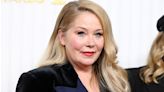 Christina Applegate revela los estragos que sufre por la esclerosis múltiple: 'Tengo 30 lesiones en el cerebro'