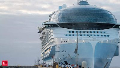 What happened on Royal Caribbean Cruise after a passenger talked about Titanic? Is it prohibited to mention an ill-fated ship?