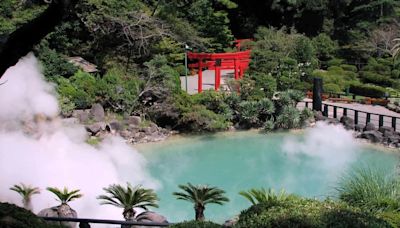 Así son los ‘onsen’ de Japón: espectaculares baños termales en mitad de la naturaleza que son una experiencia única