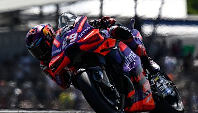 Fallo de Márquez y pole con récord y caída de ‘Martinator’