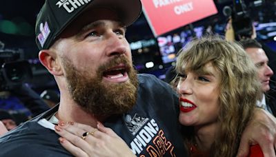 Travis Kelce Uneasy After Jason Sudeikis Asks Loaded Question About Taylor Swift