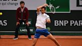 Em jogo de só 55 minutos, Medvedev avança em Roland Garros após abandono