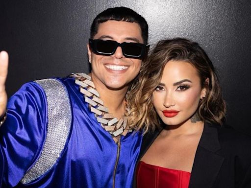 Demi Lovato con Grupo firme y otras 5 colaboraciones más extrañas de la industria musical