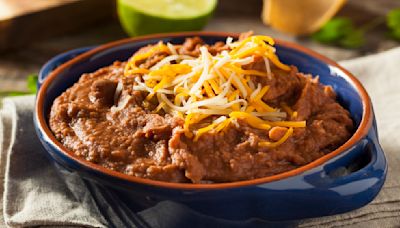 Give Canned Refried Beans A Restaurant-Worthy Upgrade With Taco Seasoning