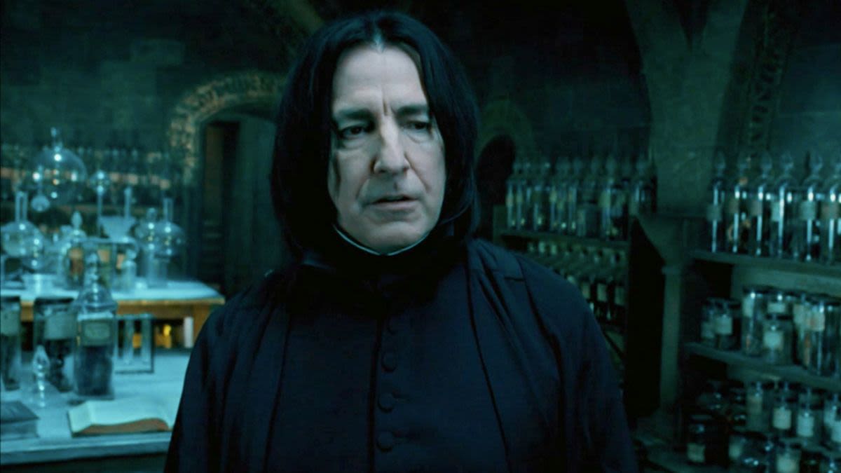 J.K. Rowling Reveals She Told Alan Rickman About Snape’s Harry Potter Secret Long Before Anyone Else On Set Knew