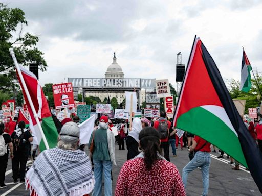 Miles protestan contra Netanyahu ante el Capitolio de EEUU