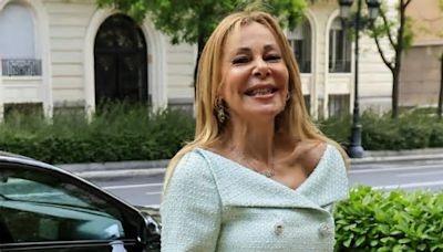 Ana Obregón tiene el traje de entretiempo perfecto para ser la invitada ideal en una boda de primavera