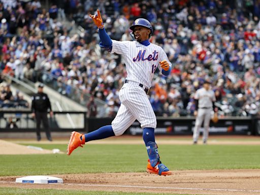 El puertorriqueño Lindor responde y los Mets dejan en el terreno a los Cachorros