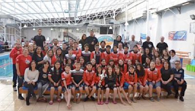 Club de natación Punta Arenas celebra 20 años de existencia