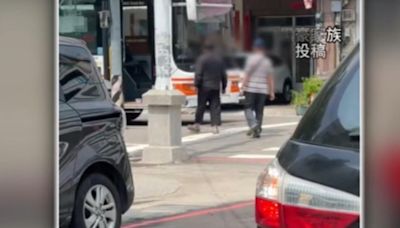 公車過站阿伯不舉手反罵人 司機下車理論慘挨罰