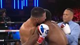 Como Mike Tyson, un boxeador intentó morderle la oreja a su rival en un combate: su insólita explicación