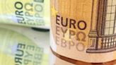 El euro se hunde a nuevo mínimo de 20 años tras detención de envíos de gas ruso