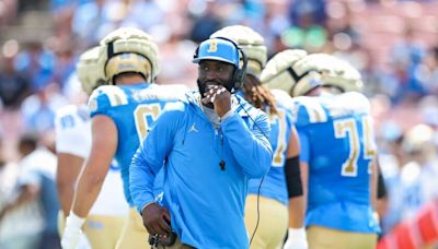 UCLA spring showcase at Rose Bowl has players feeling 'like L.A. is Bruin fans again'