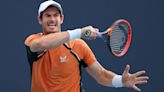 Murray through to next round on injury return