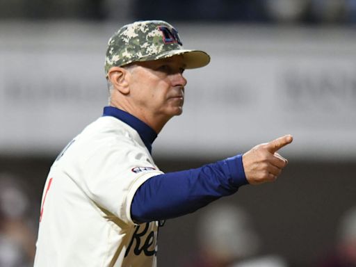 Mike Bianco, Ole Miss Face 'Challenge' of Sweeping Texas A&M on Sunday