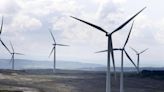Rachel Reeves scraps Conservative’s ‘absurd’ onshore windfarm ban