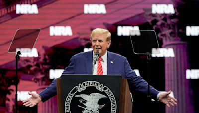 Trump at NRA convention floats a three-term presidency