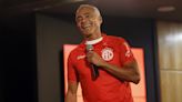 Romário anuncia que volverá a jugar al fútbol el próximo sábado