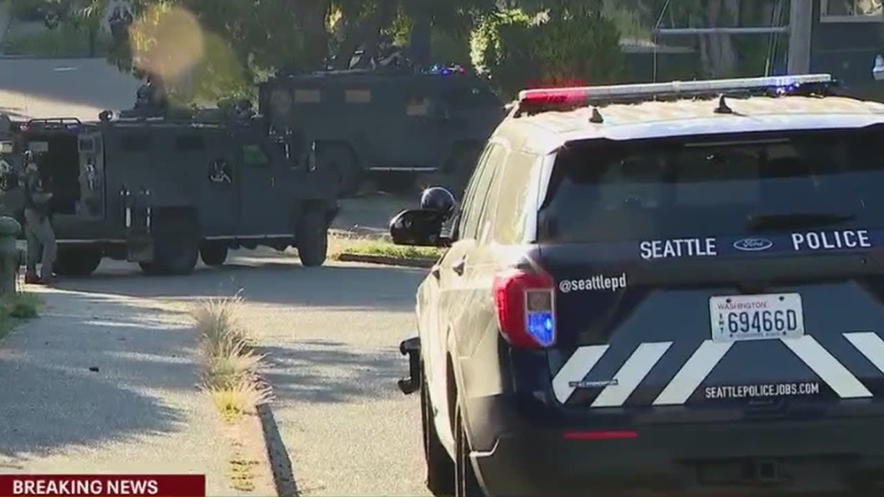 SWAT situation unfolds in Seattle's Rainier Beach neighborhood