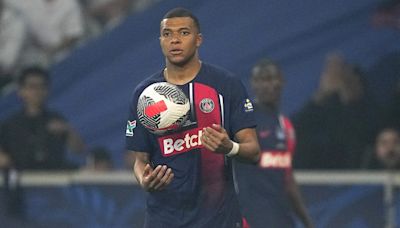 Khvicha Kvaratskhelia sería el reemplazo de Kylian Mbappé por más de $100 millones de dólares - La Opinión