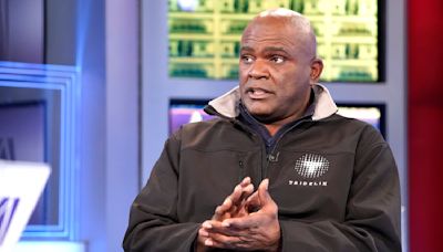 Hall of Famer Lawrence Taylor reportedly arrested again on felony charge over sex offender registration violation