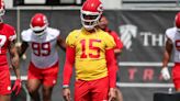 Chiefs' OTAs have Patrick Mahomes saying, "It's cool to have weapons"