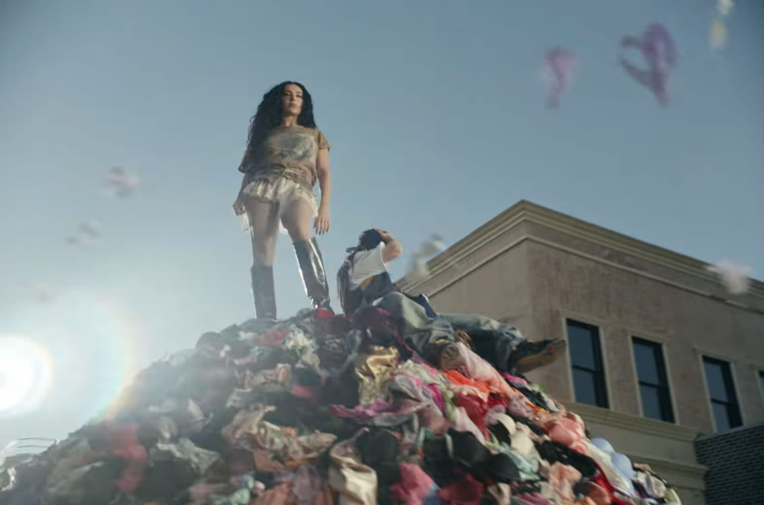 Billie Eilish & Charli XCX Donate 10,000 Pairs of Underwear From ‘Guess’ Video to Women’s Charity