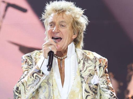 Rod Stewart's pals plead 'hang up mic' ahead of 80th birthday after concern