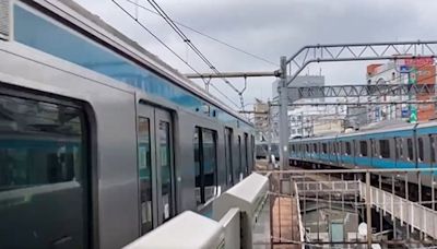 日本東京電車驚傳乘客持刀！ 兇手遭制伏