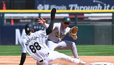 Chicago White Sox earn 1st series win, back-to-back victories since late June, defeating the Oakland A’s 4-3