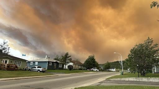 Labrador West hospital closed and evacuated as thousands flee from nearby wildfire