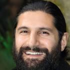 Kayvan Novak