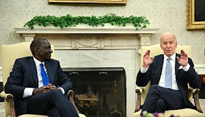 拜登隆重接待肯尼亞總統 對抗中共滲透非洲