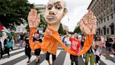 Protesters rally in Washington during Biden's meeting with Netanyahu